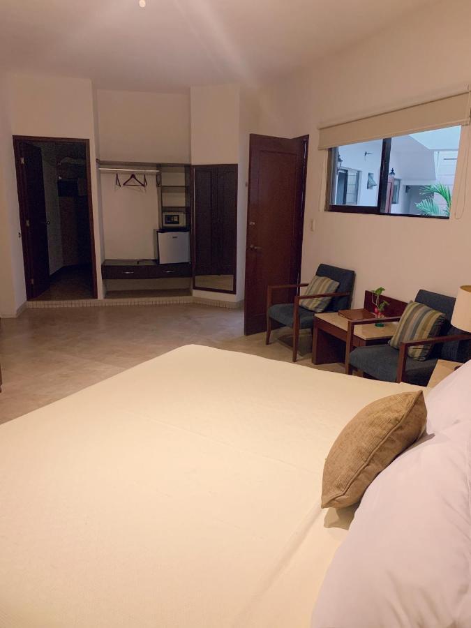 Casa Continental Hotel Merida Exterior photo