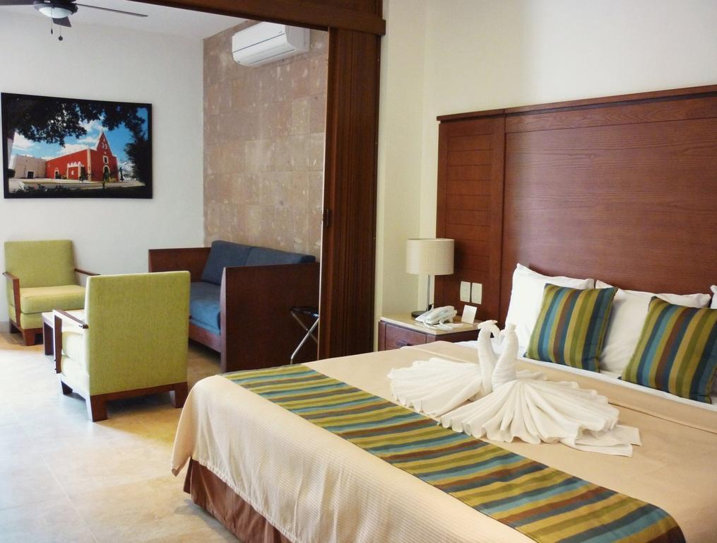 Casa Continental Hotel Merida Exterior photo